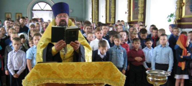 Молебен в Стригуновском храме Молебен в Стригуновском храме