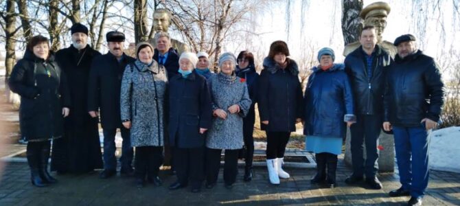 Память защитников отечества почтили в селе Хотмыжск