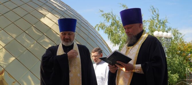 Чин освящения куполов был совершён в Хотмыжске