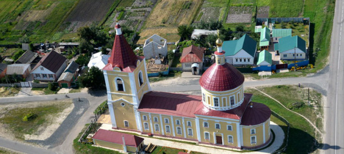 Фотогалерея храма Трех святителей село Стригуны